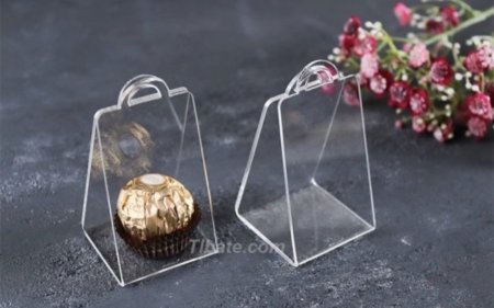 توزيعات شنطة اكريليك شفافة